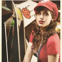 Duh, Seksinya Cosplayer Mario Bros Girl