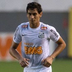 Milan Masih Pantau Ganso