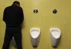 Mutasi Genetik Bikin Orang Swedia Kencing 15 Liter/Hari