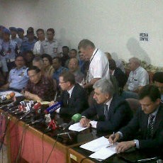 Dubes Rusia Ucapkan Belasungkawa di Hadapan Keluarga Korban