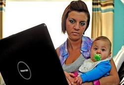 Terdeteksi Mengalami Kelainan Otak Langka Lewat Facebook