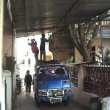 Tenda Mulai Dipasang di Rumah Ortu Kameramen TransTV