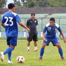 Robby Darwis Perbaiki Sektor Sayap