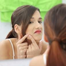 Sembelit Bisa Akibatkan Kulit Kusam dan Jerawat?