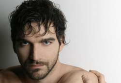 Pria Berjenggot Menyeramkan atau Malah Menarik?