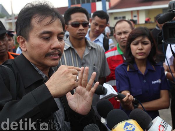 Roy Suryo: Foto Korban Sukhoi Palsu