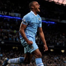 Kompany & Pardew Terbaik di Premier League