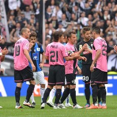 Juve dan Milan Menutup dengan Kemenangan