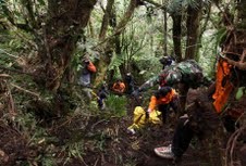 Bau Petai & Jengkol Semangati Angga Cari Ayahnya di Gunung Salak