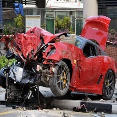 Ferrari Tabrak Taksi di Singapura, 3 Nyawa Melayang
