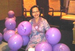 dr Endang Kustiowati, Dokter Saraf yang Rela Dibayar dengan Pisang