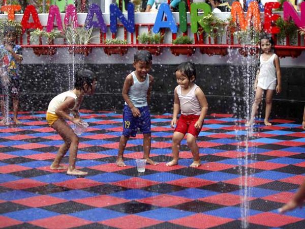 Taman Air Mancur Menari Yogya Diresmikan