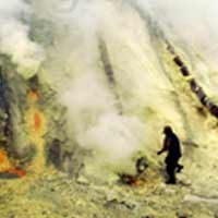 Status Gunung Ijen Turun Jadi Waspada