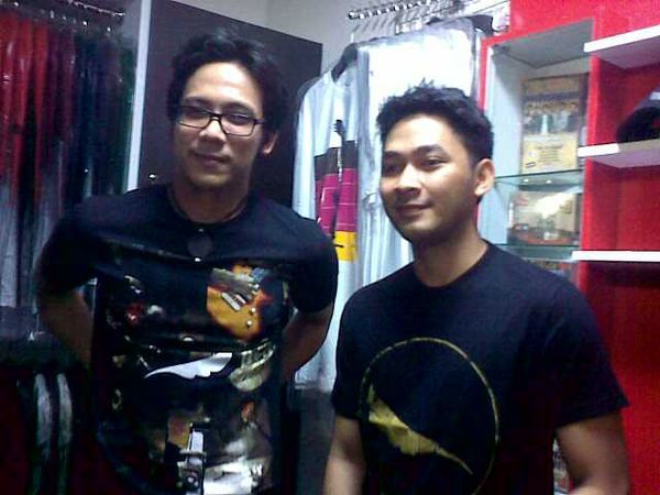 Toko Marchandise New Peterpan Band Dilaunching