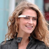 Ini Dia Jepretan Pertama Kacamata Futuristik Google