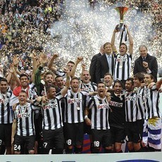 Juventus Juara Tak Terkalahkan