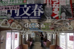 Masih Berhuruf Kanji, 16 Unit KRL dari Jepang Tiba di Indonesia