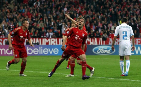 Cech: Main di Kandang Sendiri, Bayern Favorit