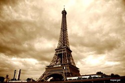 Eiffel, Romantis Banget!