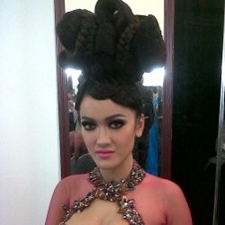 Usai Kena Tipu, Jupe Kini Hanya Mau Dibayar Uang Tunai