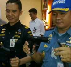 Penyelundupan 3 Pistol Air Softgun Dengan Peluru Gotri Digagalkan