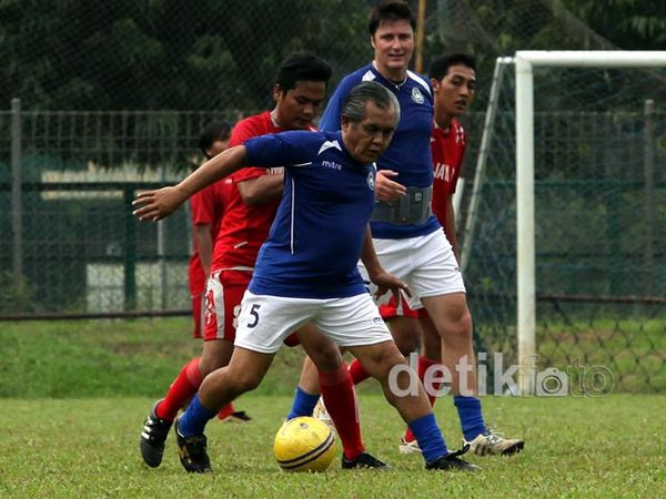 PSSI Gelar Laga Amal untuk Abdul Kadir