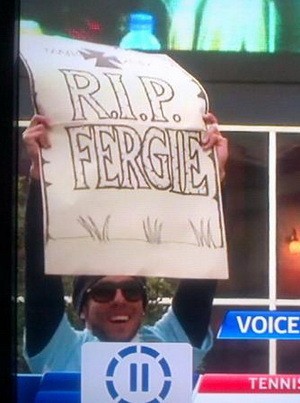 Tevez Bawa Spanduk Provokatif, City Minta Maaf Tevez Bawa Spanduk Provokatif, City Minta Maaf