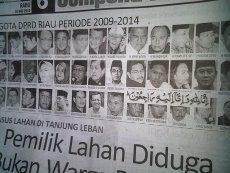 Foto DPRD Tertulis Innalillahi, Koran Riau: Kesalahan Petugas Pracetak