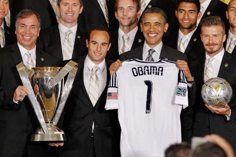 Obama Dikunjungi LA Galaxy, Candai Beckham