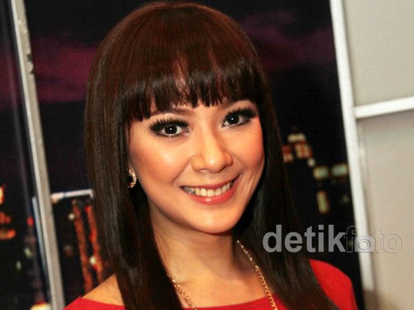 Si Manis Yuanita Christiani