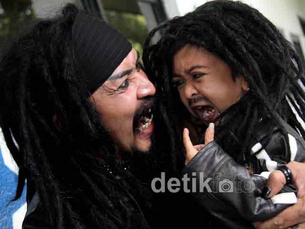 Daus Mini Diangkat Limbad