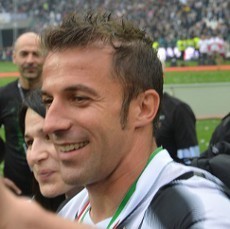 Del Piero Lirik Kompetisi Inggris