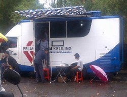 Duh, Perpanjang SIM di Mobil Keliling Kok 5 Jam Lebih?