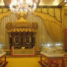 Yuk! Intip Kediaman Lama Raja Malaysia