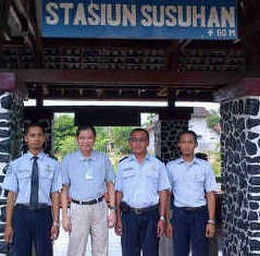 Libur Panjang, Bos Kereta Api Keliling Stasiun