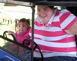 Tersangkut di Kereta Mainan, Wanita Ini Sukses Turunkan 114 Kg