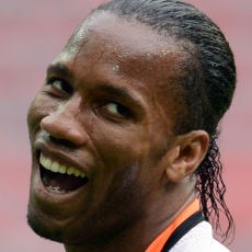 Disebut Aktor, Drogba Hanya Tersenyum