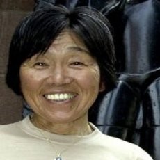 Hebat! Nenek 73 Tahun Berhasil Taklukkan Puncak Everest