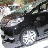 Nyolong Spion Alphard, 2 Maling Ditabrak Polisi