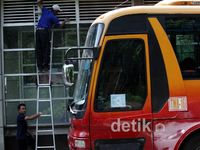 Agar Penumpang Busway Nyaman di Halte