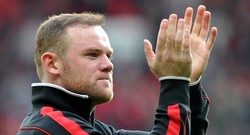Rooney Tak Main, Prancis Untung