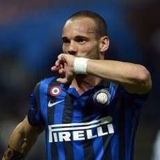 Sneijder Akan Bertahan di Inter