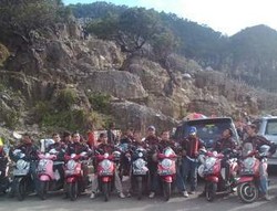 Skutik KTM Milan Taklukkan Tangkuban Perahu