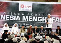 Ribuan Santri Menghafal Al Quran