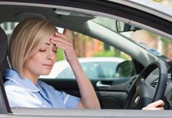 Di Inggris, Bersin Saat Bawa Kendaraan Bisa Kena Tilang