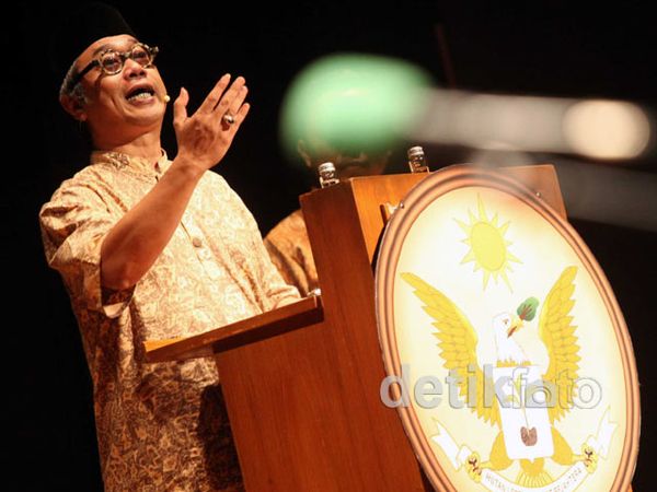 Hutan Makin Kritis, Apa Kata Butet ?