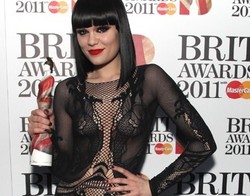 Jessie J Ingin Rancang Busana & Ciptakan Parfum