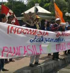 Mahasiswa dan Warga Desak Legislatif dan Eksekutif Kembali ke Pancasila