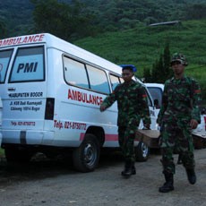 Dinkes DKI Jakarta Siapkan 45 Ambulans untuk Korban Sukhoi 