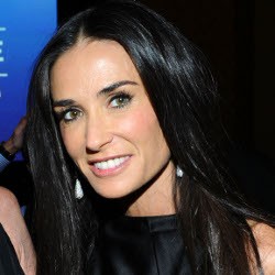 Demi Moore Siap Kembali Akting di Very Good Girls
